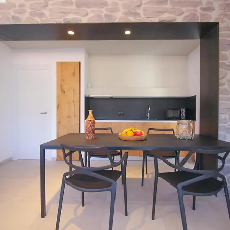 Cala Vadella Suites Apartmán