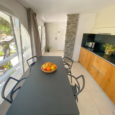 Cala Vadella Suites